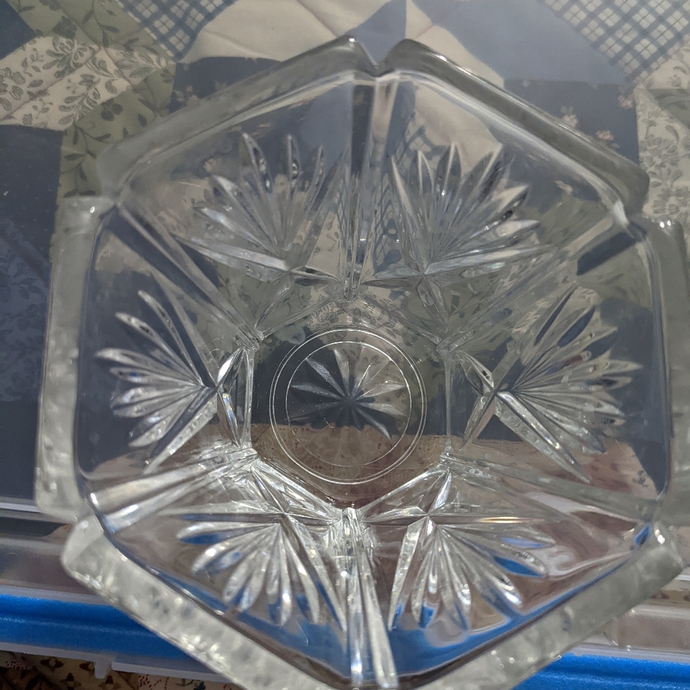 Candy dish